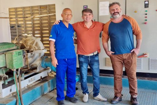Diretor Fernando Soares na Cedae em Itaperuna.